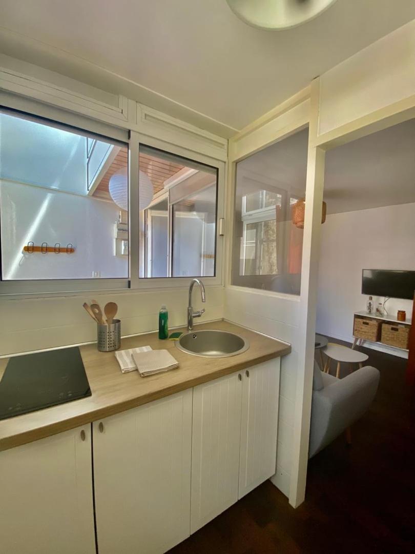 Le Carnot: City Centre With Parking Space Apartment Poitiers Bagian luar foto