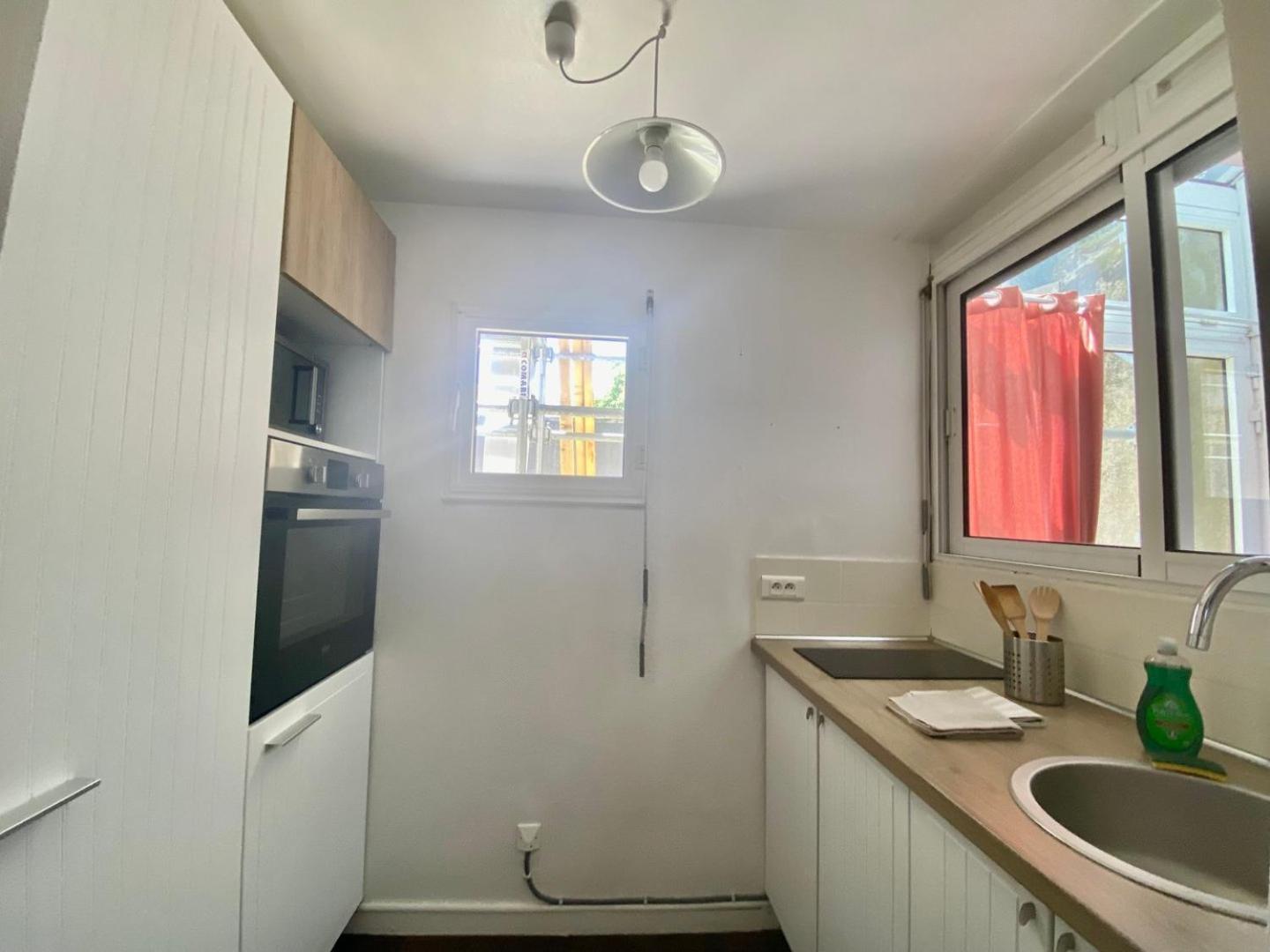 Le Carnot: City Centre With Parking Space Apartment Poitiers Bagian luar foto