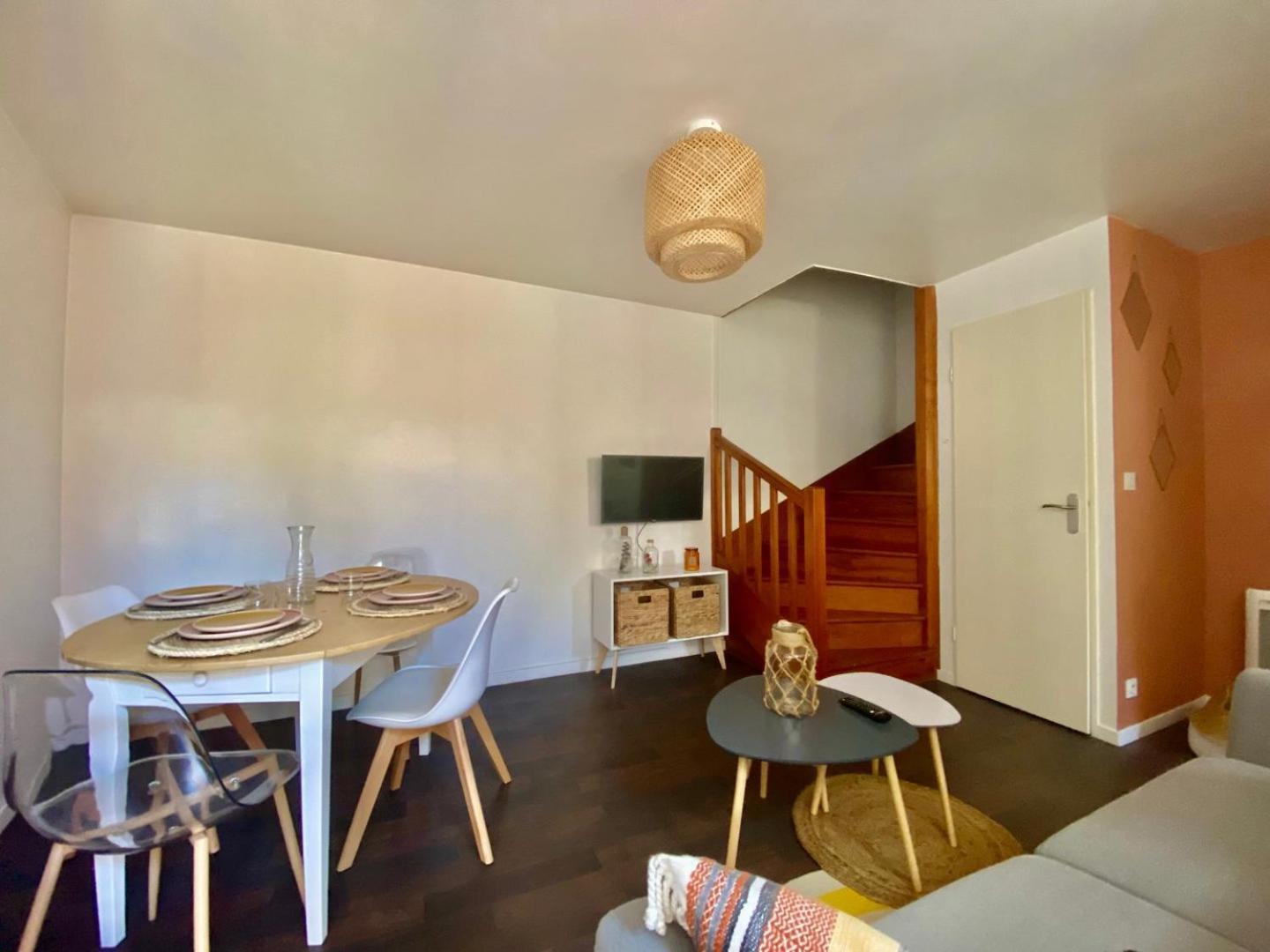Le Carnot: City Centre With Parking Space Apartment Poitiers Bagian luar foto