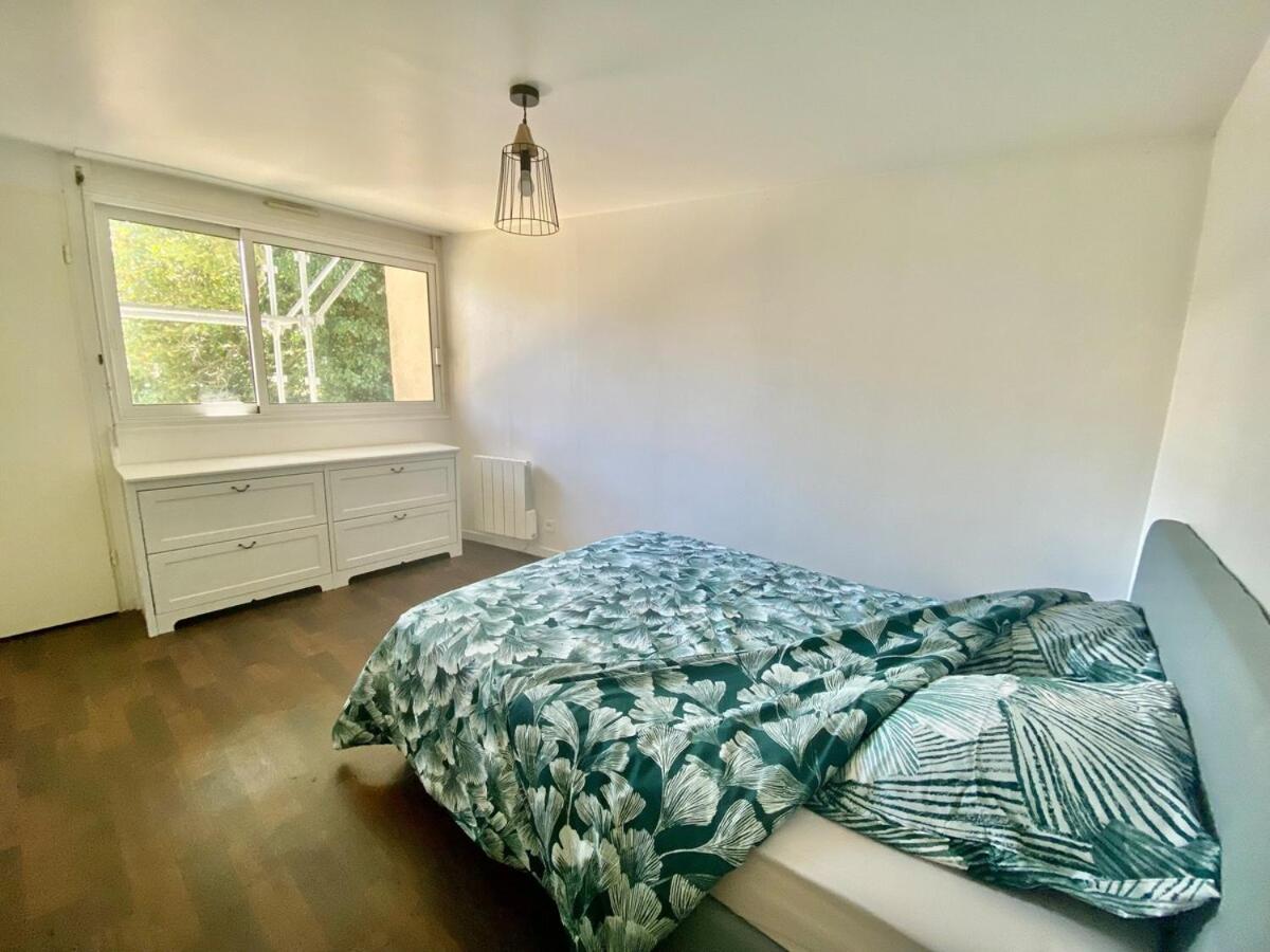Le Carnot: City Centre With Parking Space Apartment Poitiers Bagian luar foto